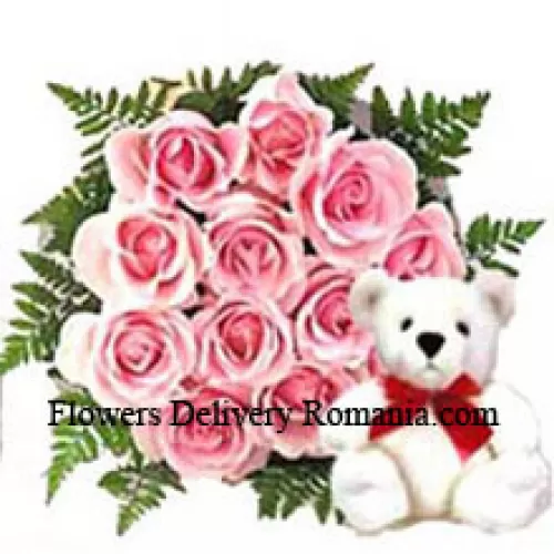 Bouquet de 11 Roses Roses avec un mignon ours en peluche